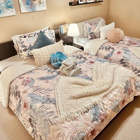 Scorpio House Langley Room B Εξωτερικό φωτογραφία