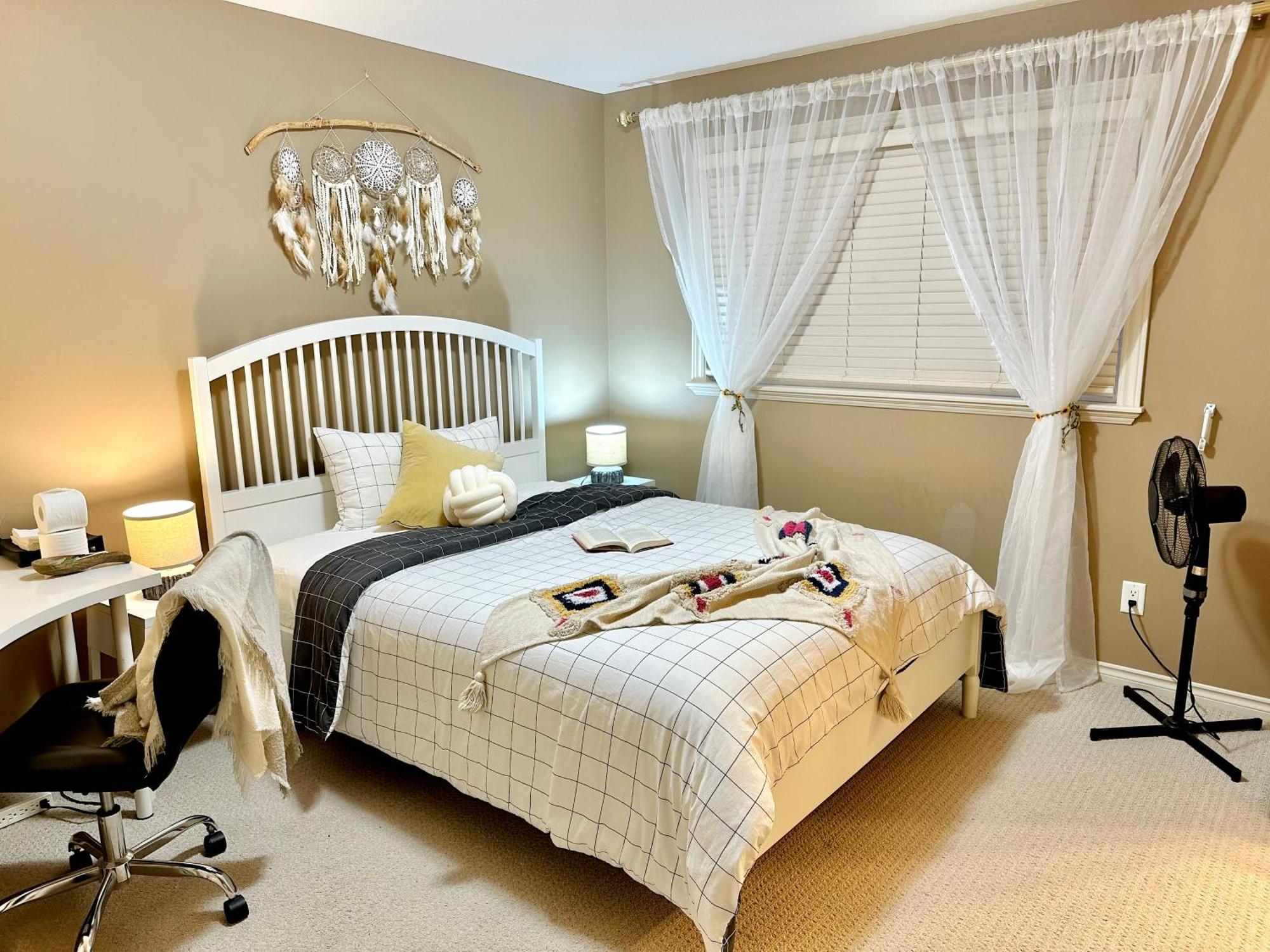 Scorpio House Langley Room B Εξωτερικό φωτογραφία